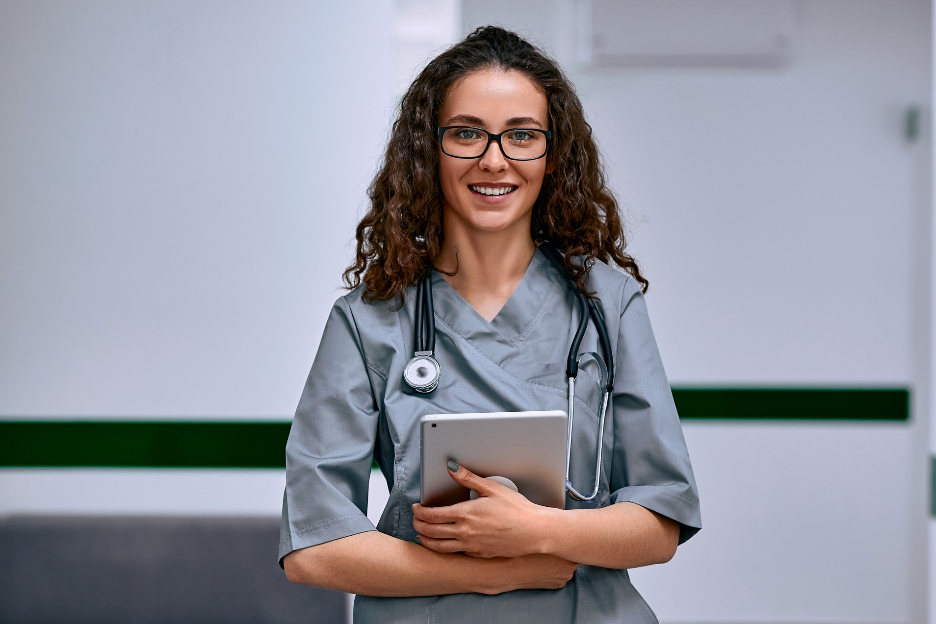 Senior medical doctor man listening breathing with stethoscope t